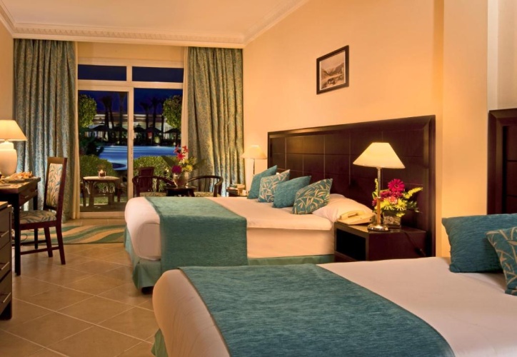 Triple room