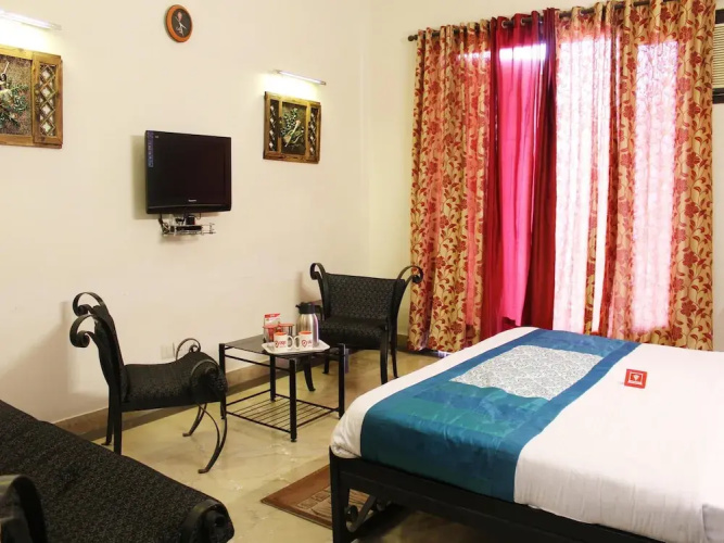 Oyo 2256 Hotel Excellency