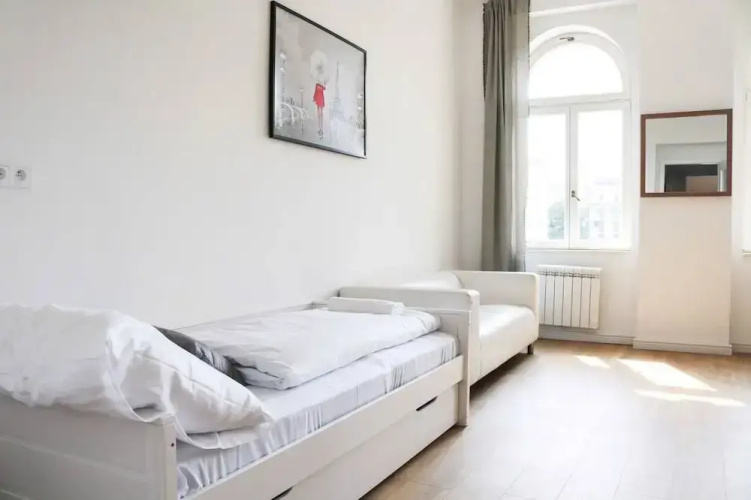 Rose suites and rooms