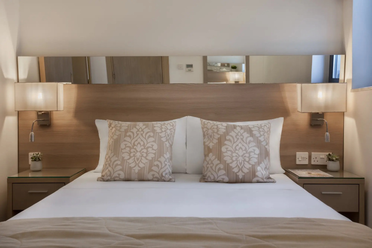 Plaza Regency Hotels