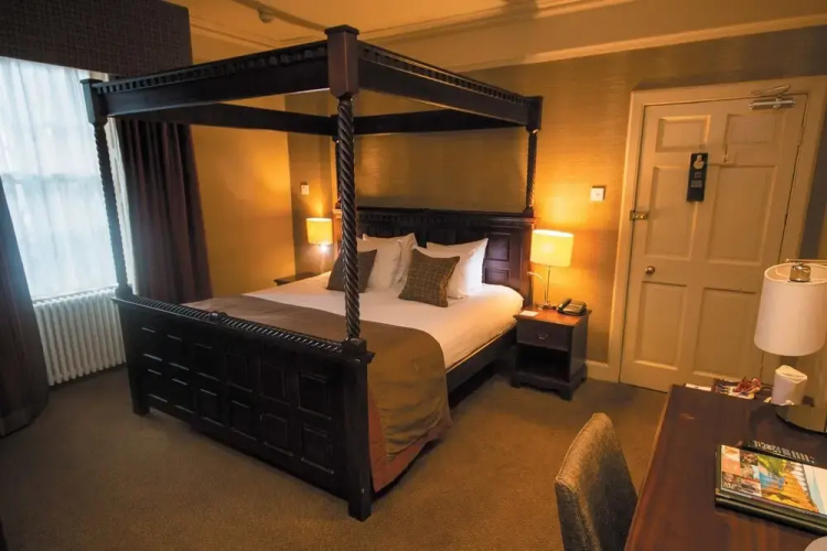 The Tontine Hotel