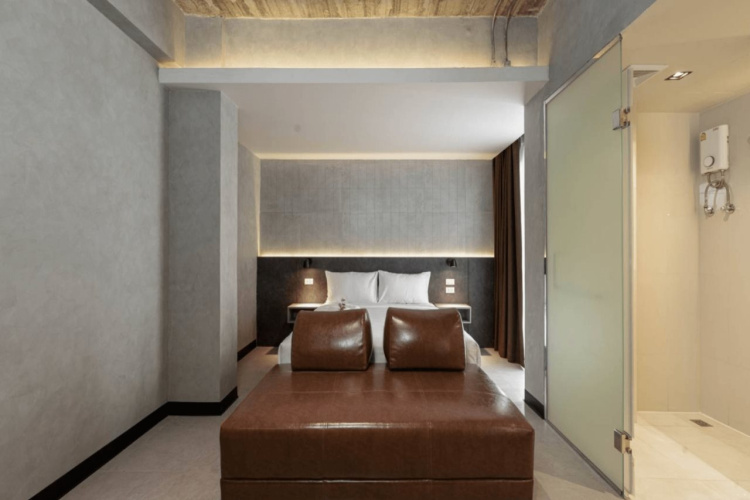 Ex2 Hotel