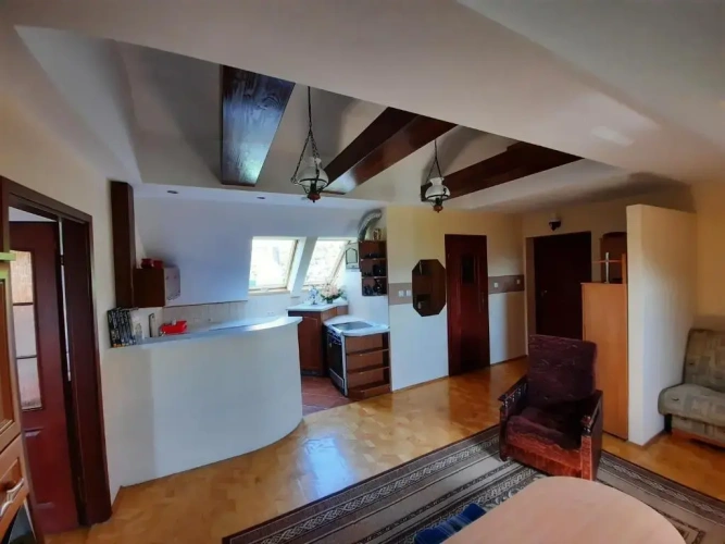Apartment with mountain view
