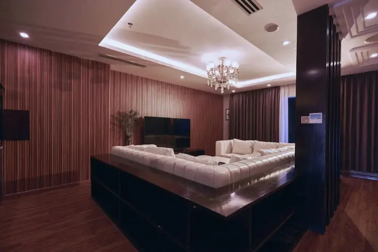Mercury Apartment Danang