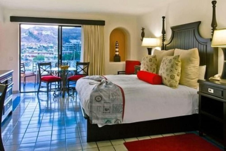 Beautiful Studio JR Suite in Downtown Cabo