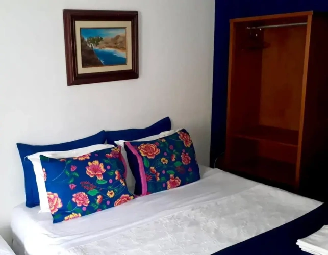 Economy Triple room