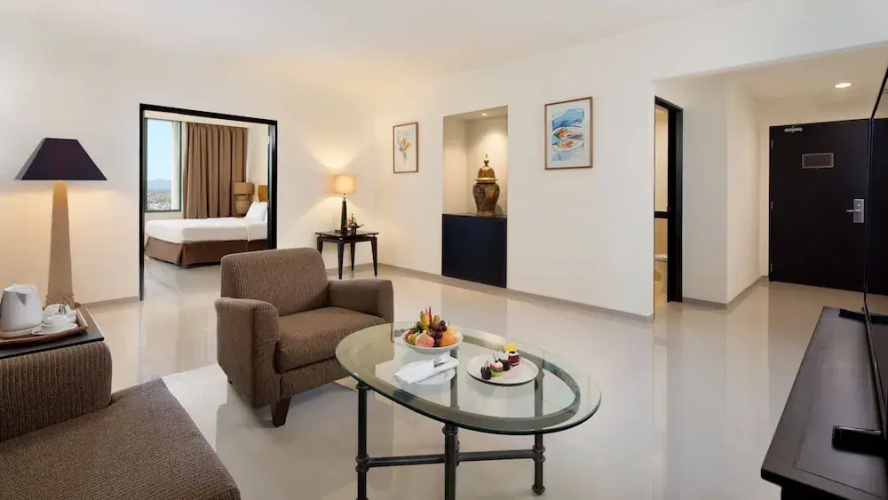 Ritzy Hotel Manado