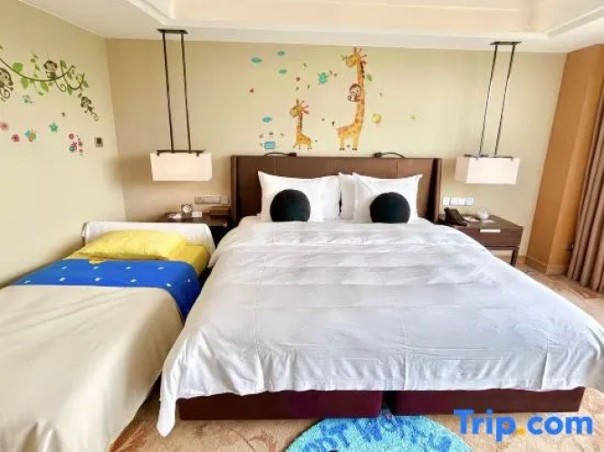 Quadruple Suite