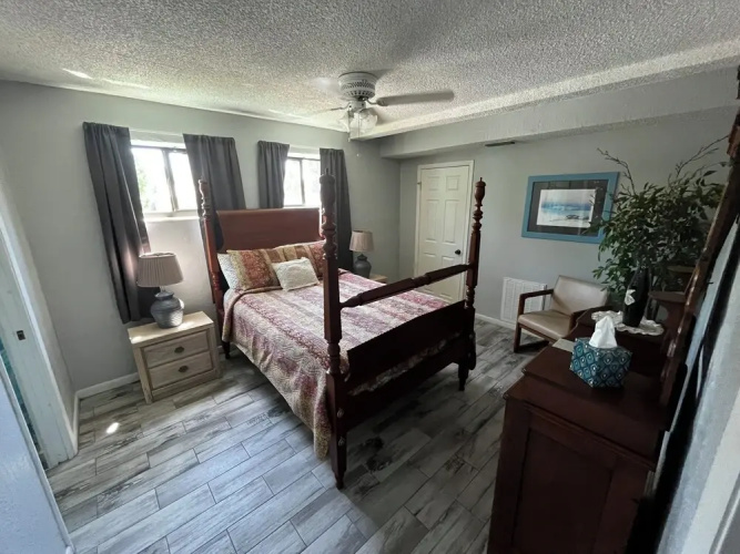 Surfside Suites