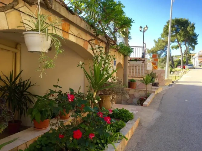 Apartment with balcony