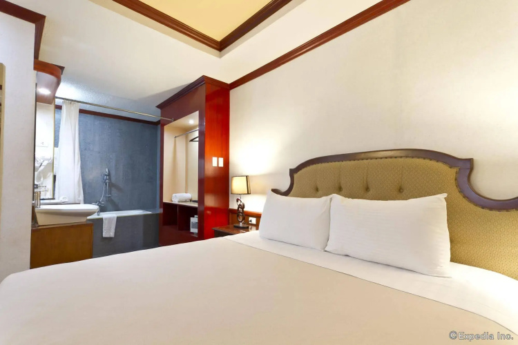 Cebu Dulcinea Hotel