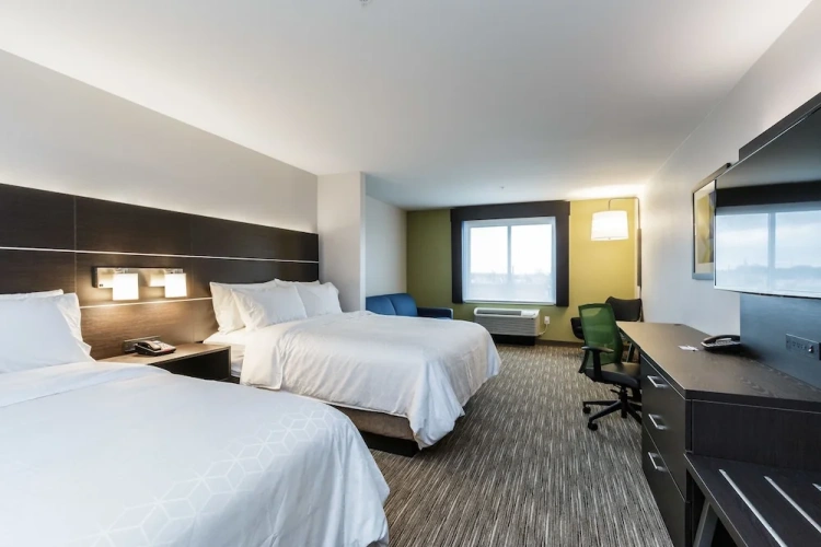 Quadruple Suite