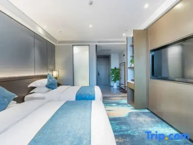 1 Bedroom Deluxe Suite