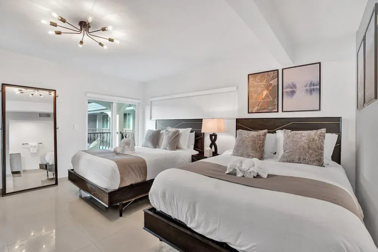 RA Suites