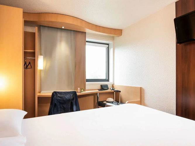 ibis Créteil