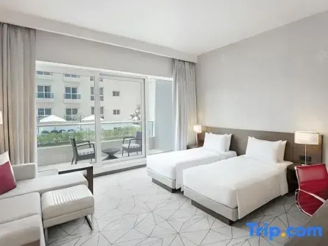 Twin room with pool view