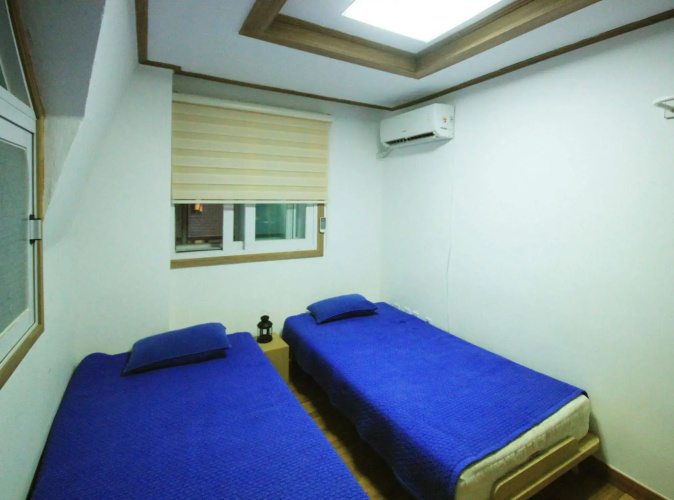 The One Hostel Hongdae