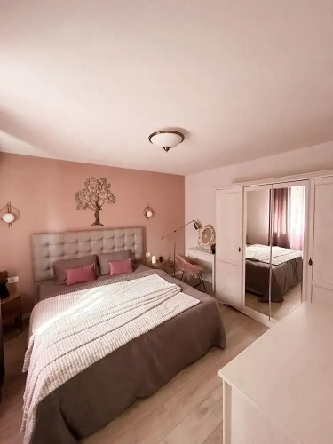 Family Apartment with city view