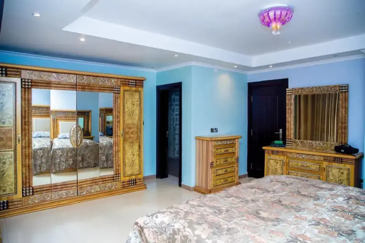 Ballote Holday Home Apartment
