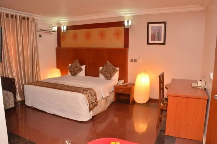 Hotel De Horizon