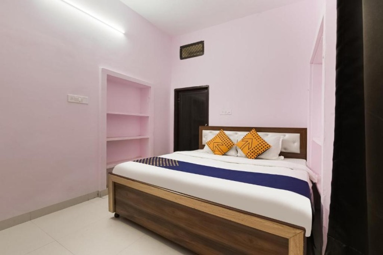Classic Triple room