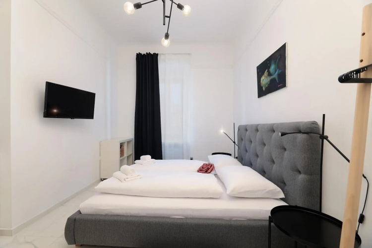 Apartments Luan