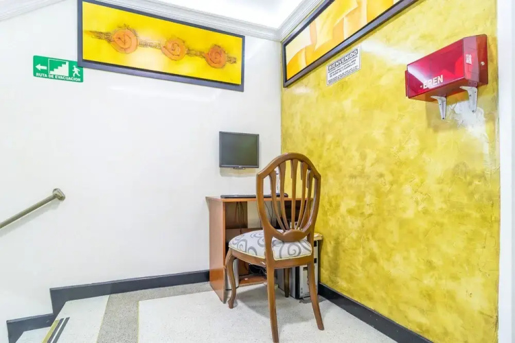 Hotel Lourdes La 62