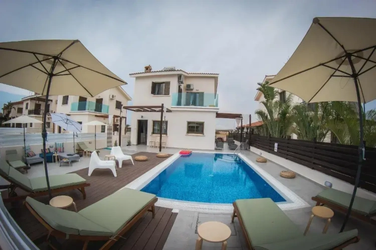 Deluxe Villa