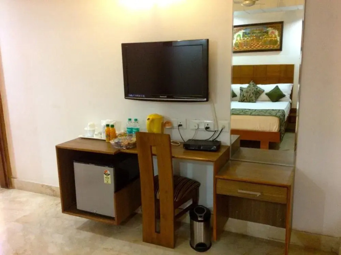 Skylink Suites & Apartments