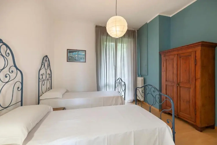 3 Bedrooms Apartment