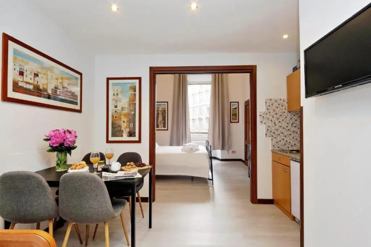4bnb - Cavour Square Apartment
