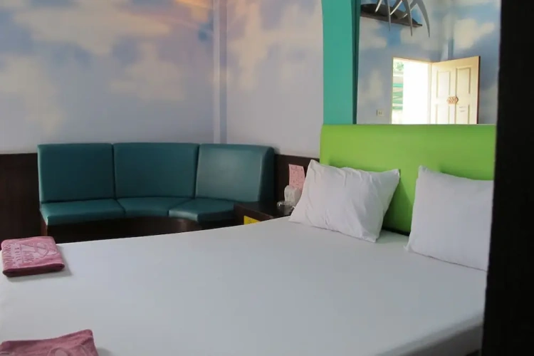 Standard Double room with city view