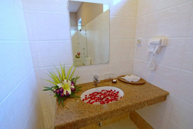 Triumph Hotel