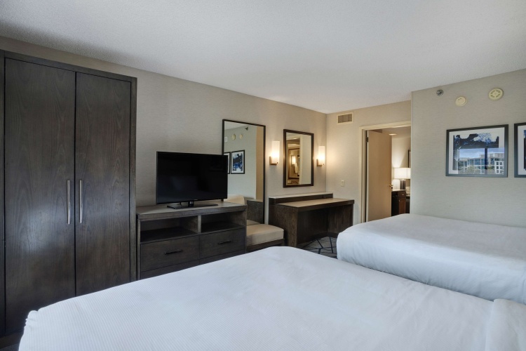 Embassy Suites by Hilton Seattle Bellevue photo 6