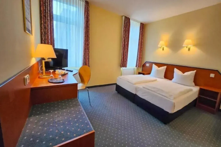 Amadeus Hotel Dresden