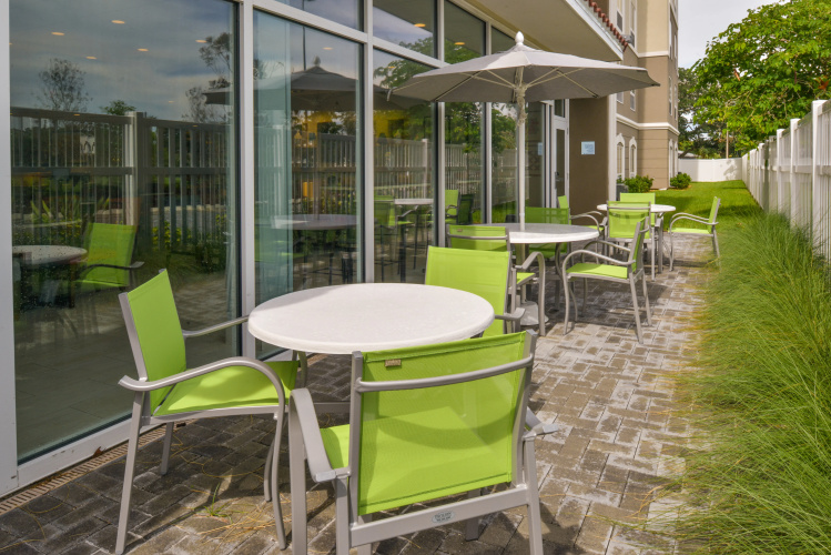 Holiday Inn Express & Suites St. Petersburg - Madeira Beach photo 27
