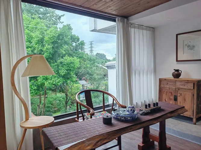 Castle peak yard Inn Guilin