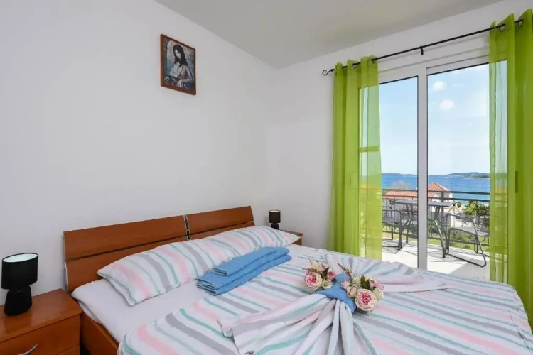 Studio with sea view