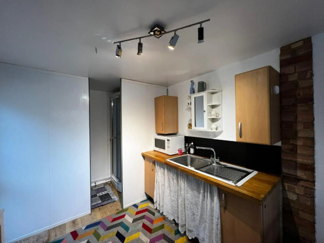 The Caduceus - Private Cabins