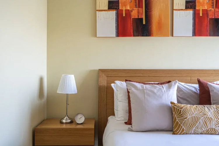 HiGuests -&nbsp;Goldcrest Views 1