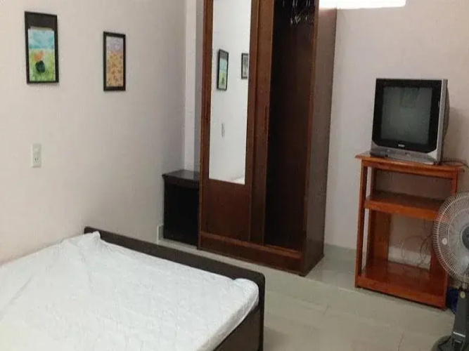 Cam Tu Cau Hotel