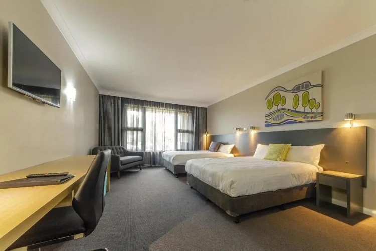 Standard Quadruple room