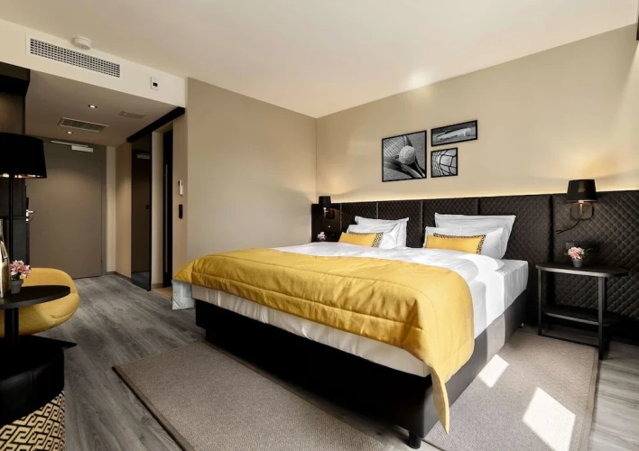 Comfort Single room with view