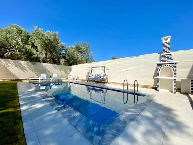 3 Bedrooms Villa