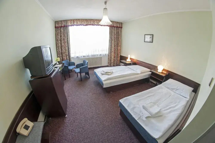 Hotel Labut