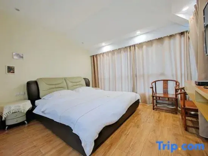 1 Bedroom Suite