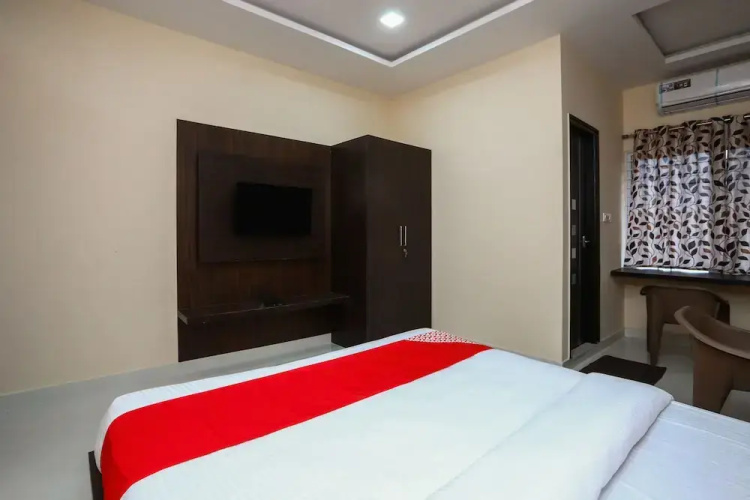 Suvarna Suites