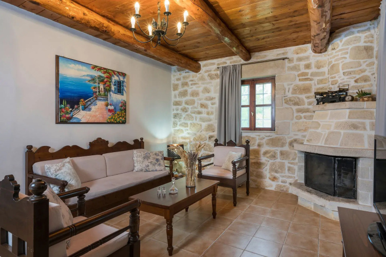 Kontis Village