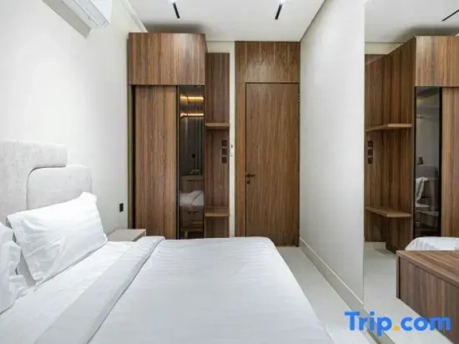 2 Bedrooms Superior Apartment