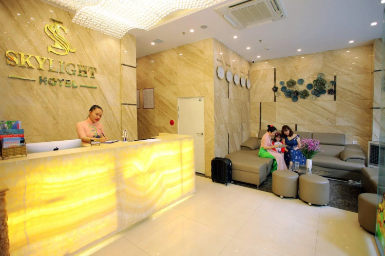 Skylight Hotel